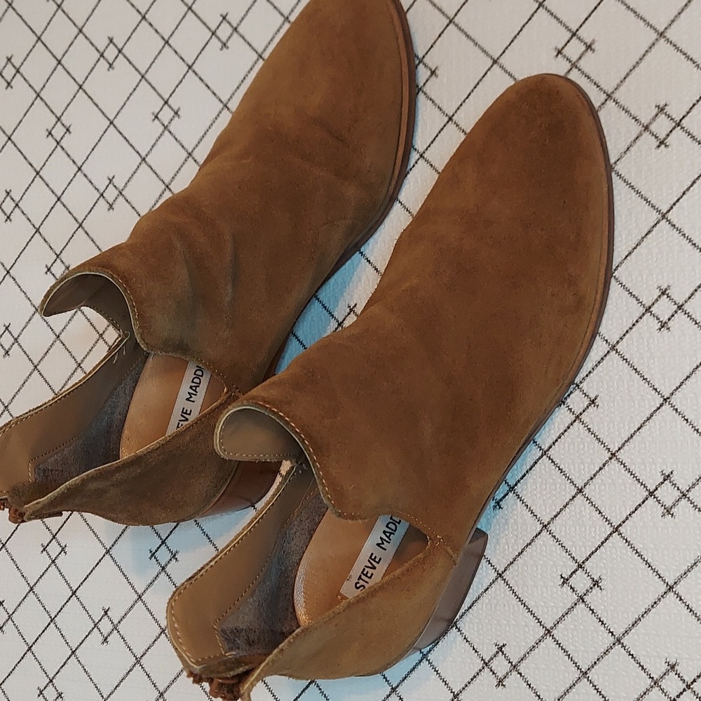 Steven Madden Tan Leather Booties